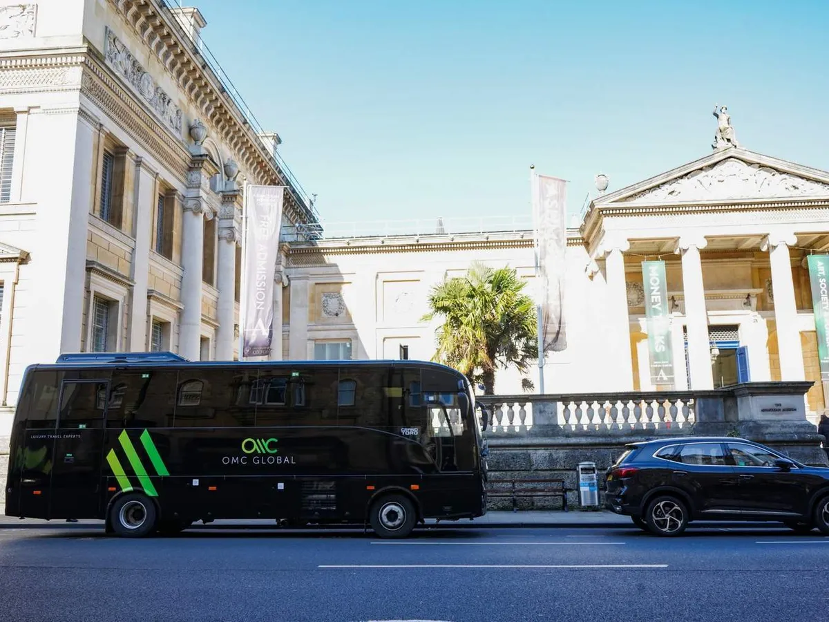 Large Minibus Hire 161718 Minibus